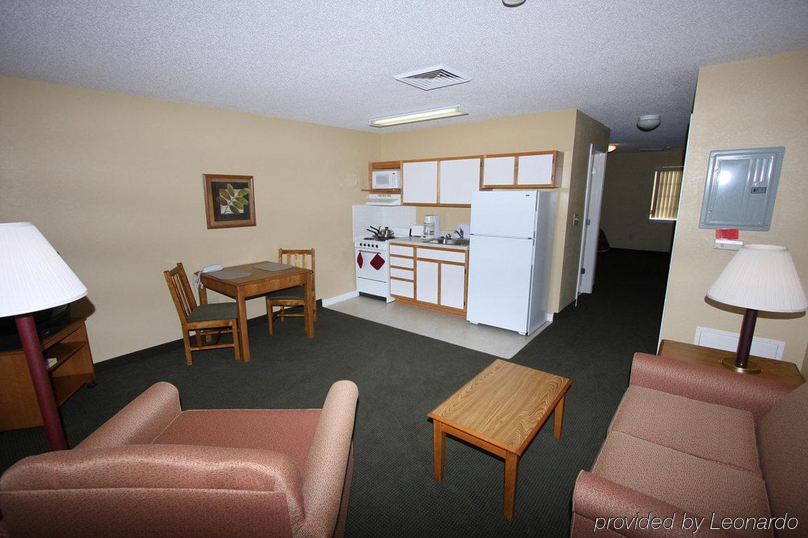 Affordable Suites Уилсън Стая снимка